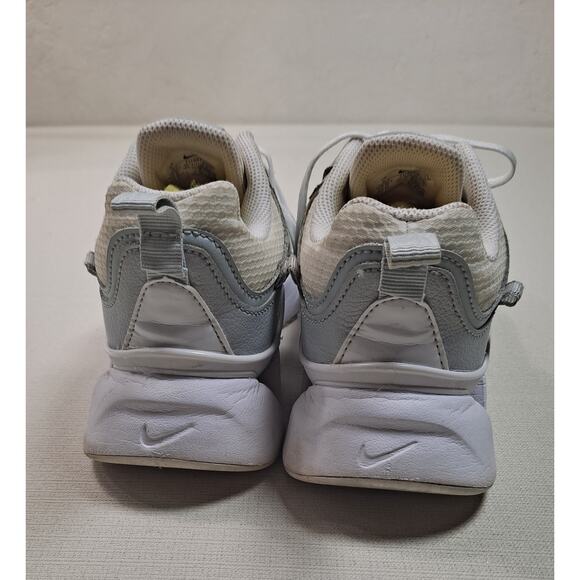 Nike Women's 9 Ryzo 365 2 Athletic Shoe White Low Top Lace Up - Picture 4 of 6